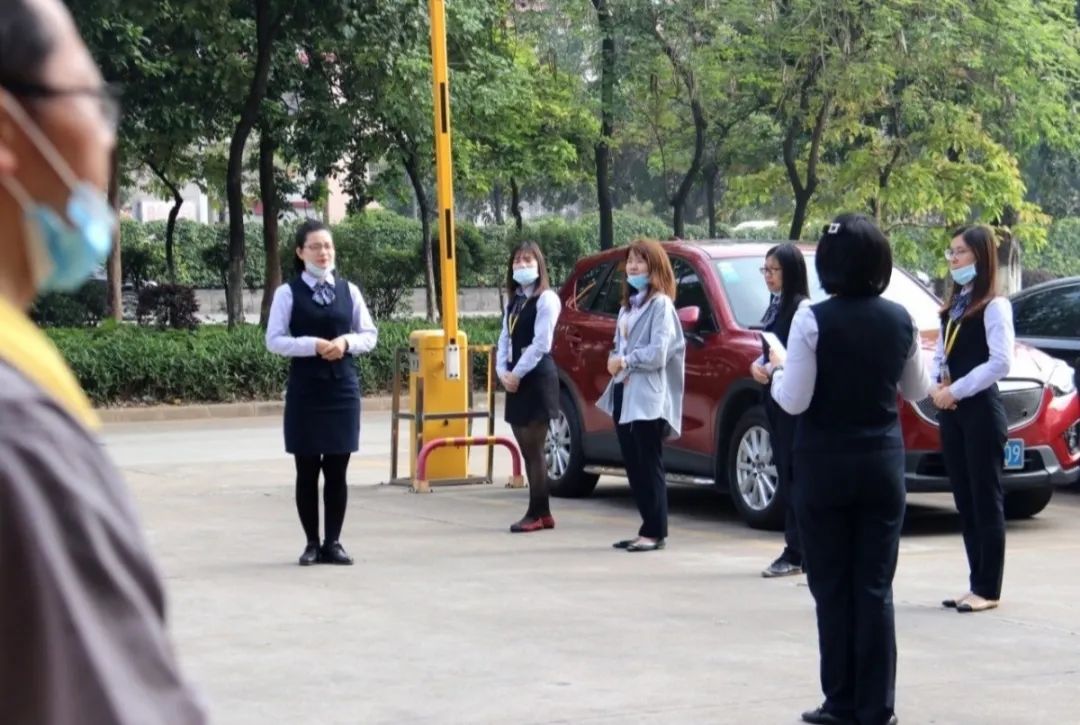 葆德空壓機(jī)明碼標(biāo)價(jià)，真誠(chéng)的服務(wù)卻是無(wú)價(jià)！